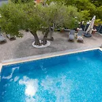 Novum Villa *